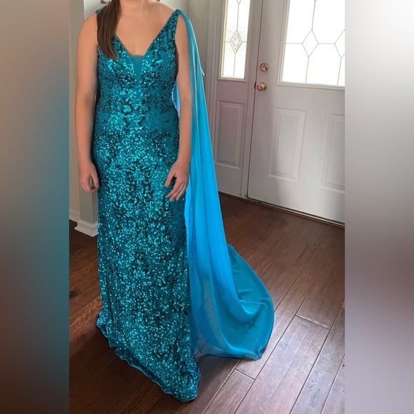 Pageant/ Prom Dress - Picture 2 of 6